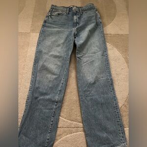 Madewell The Perfect Vintage Straight Leg Jean in light blue wash